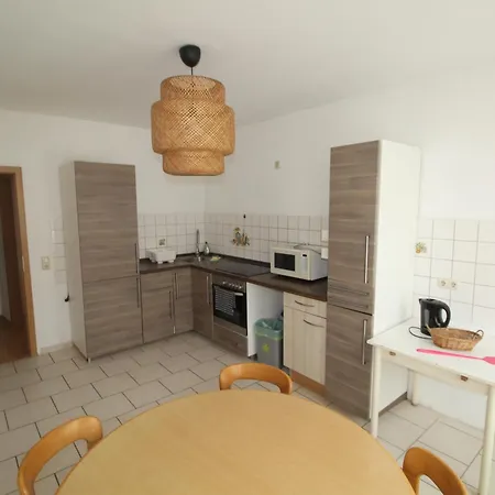Apartamento Zuhause Gemuetliche 2-zimmerwohnung 65 M2 Mit Grosser Kueche 4 Betten De, Pl, En Leipzig